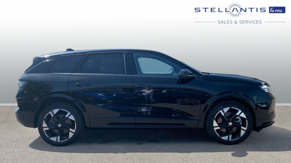 Vauxhall Grandland 73Kwh Ultimate Suv 213 Ps DY25XMX  #2