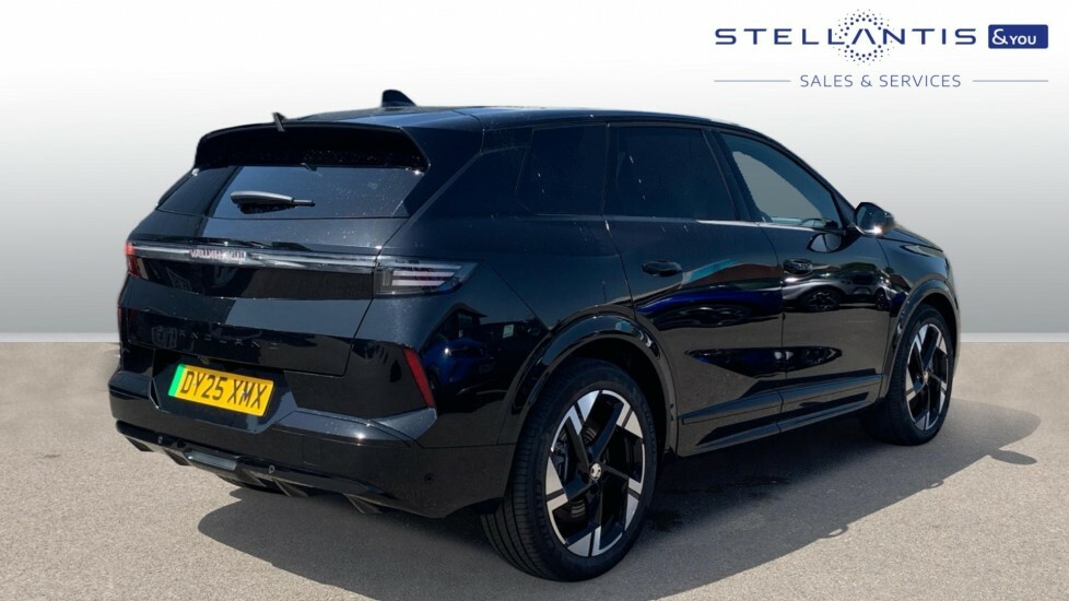 Vauxhall Grandland 73Kwh Ultimate Suv 213 Ps DY25XMX  #3