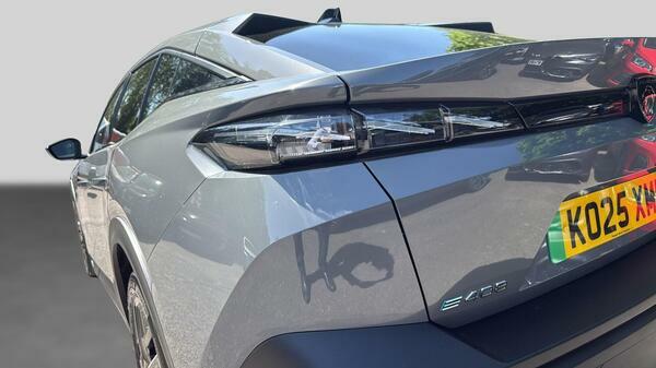 Peugeot 408 58Kwh Gt Fastback 210 Ps KO25XMH #5