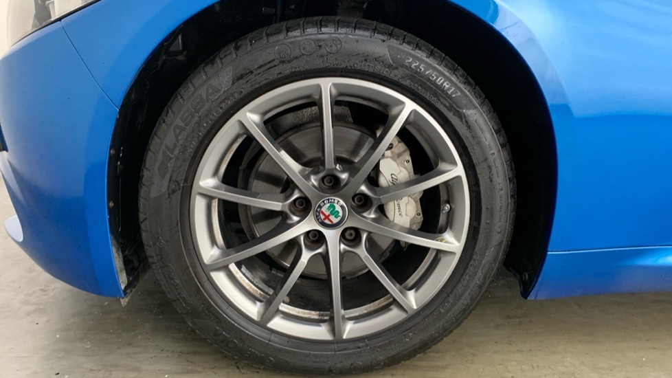 Alfa Romeo Giulia 2.2 Td Super Saloon Euro 6 Ss RX70KHM Blue #6