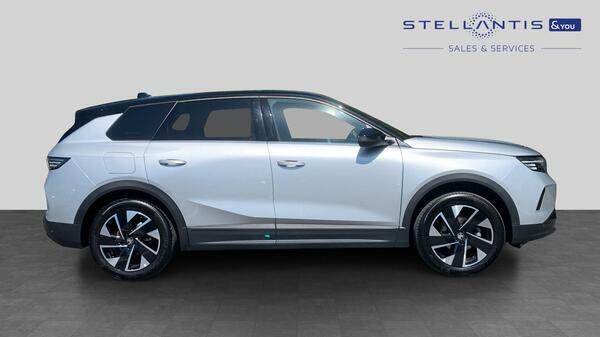 Vauxhall Grandland 1.2 Ultimate Suv Hybrid E-dct Euro 6 S BA25FCV  #2