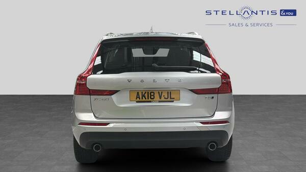Volvo XC60 2.0 T5 Momentum Suv Awd Euro 6 S AK18VJL #4