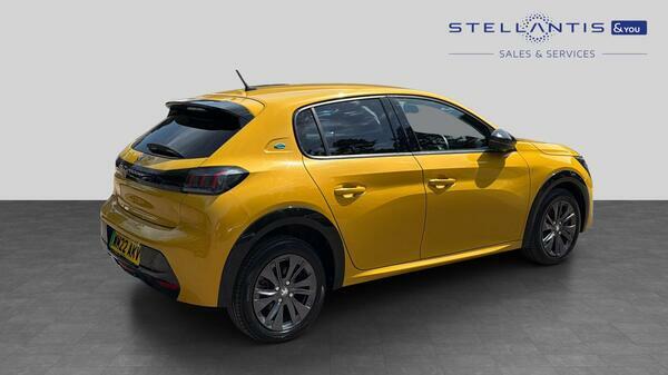Peugeot e-208 50Kwh Allure Premium Hatchback WM22AKV #3