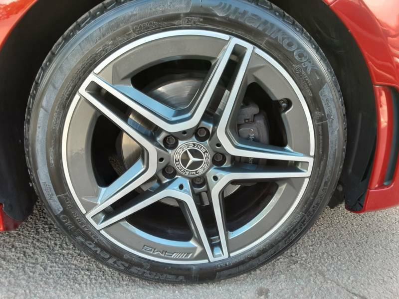 Mercedes-Benz A Class A180 Amg Line Executive - 2019 69 GV69BWF Red #2