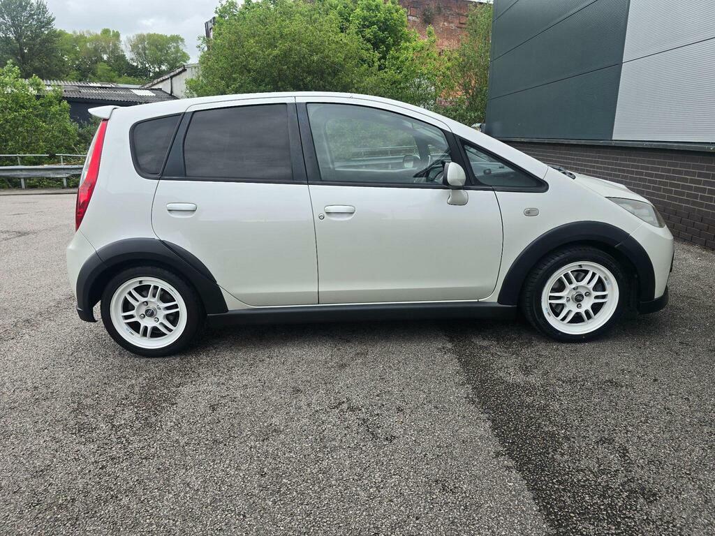 Mitsubishi Colt Ralliart 1.5 Turbo Version R White #2