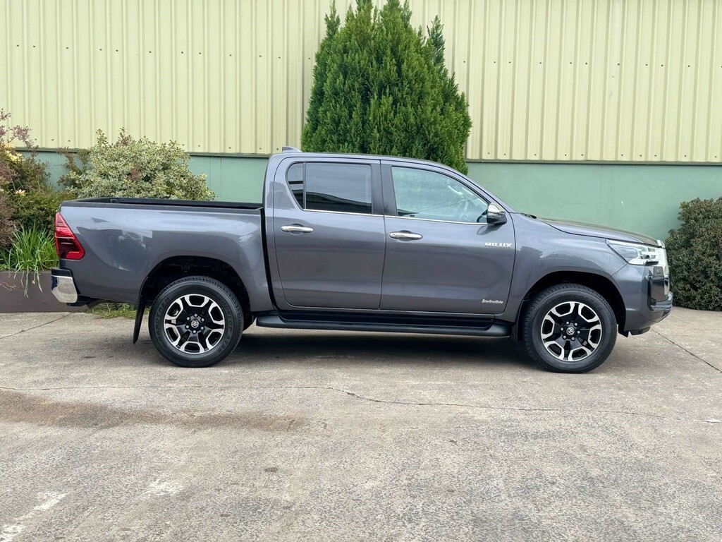Toyota HILUX Invincible D-4d 4Wd Double Cab 4Wd CV22AVD #3