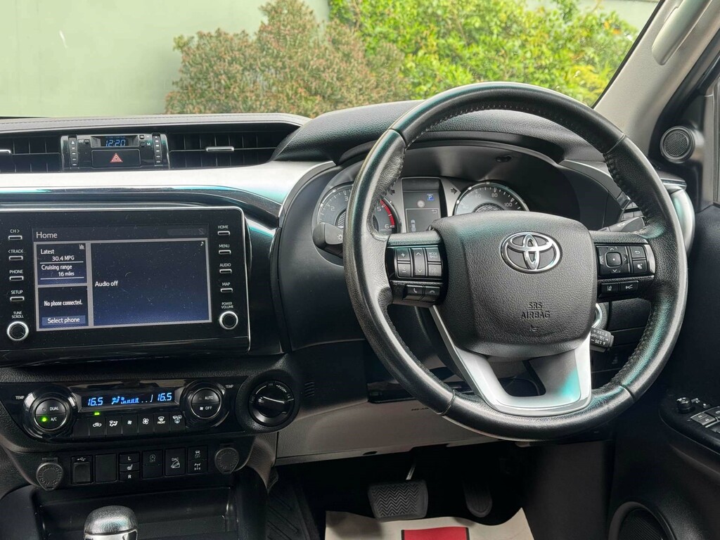 Toyota HILUX Invincible D-4d 4Wd Double Cab 4Wd CV22AVD #2