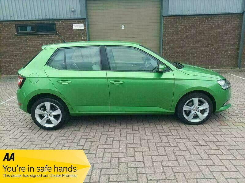 Skoda Fabia 1.0 Tsi Se L PN19UHE Green #3