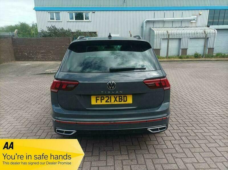 Volkswagen Tiguan 1.5 Tsi R-line Dsg FP21XBD Grey #4