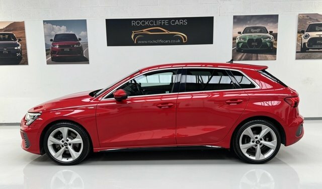Audi A3 Tfsi 35 S Line MW70VXG Red #3