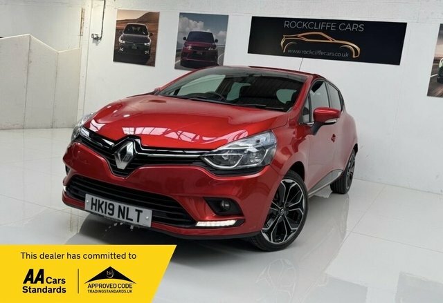 Renault Clio Tce Iconic Hatchback Red