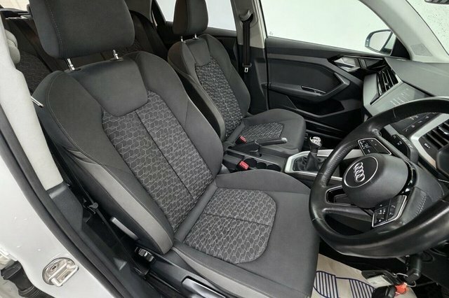 Audi A1 Tfsi 30 Sport Sportback YG19LLW White #6