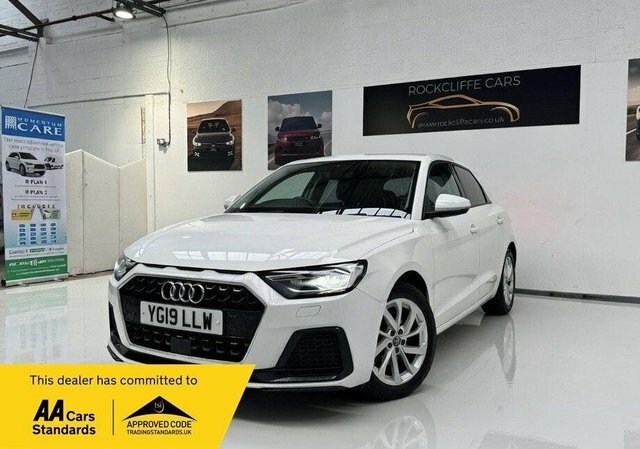 Audi A1 Tfsi 30 Sport Sportback White