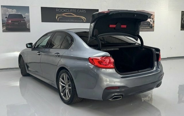 BMW 5 Series 520D M Sport Saloon YE18XUB Blue #5