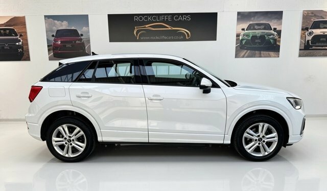 Audi Q2 Tfsi Cod 35 Sport YW21FBF White #2