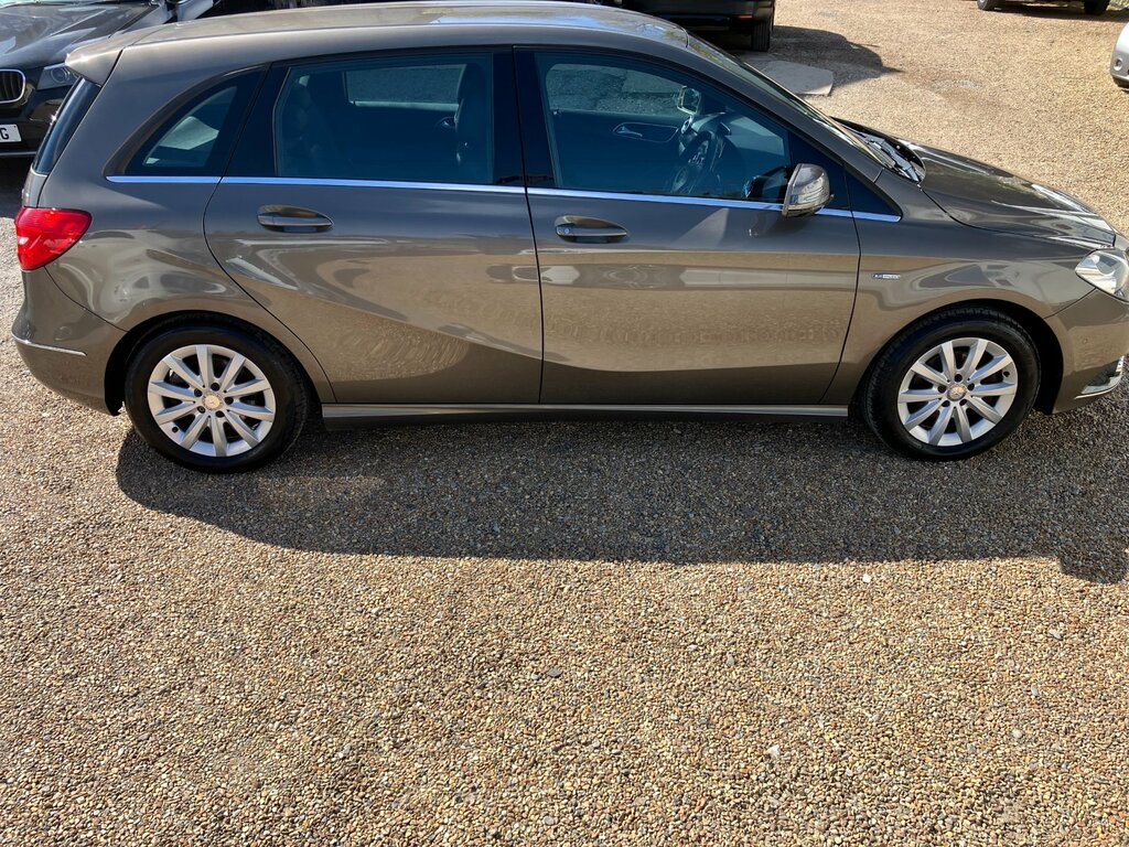 Mercedes-Benz B Class B180 Cdi Se. Family Car. High Spec. Low Ro Grey #3