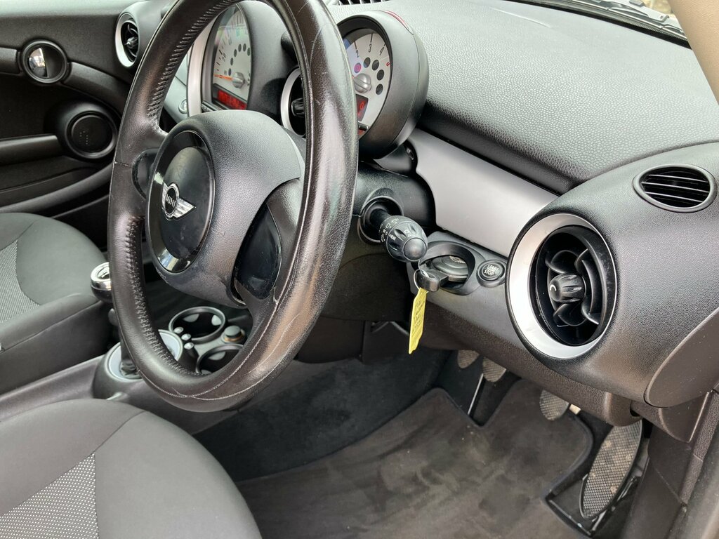 Mini Clubman 1.6 Cooper D White #9