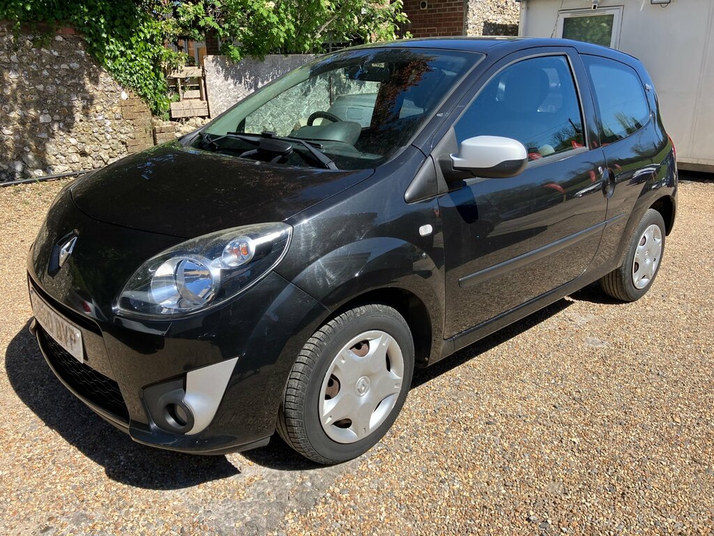 Renault Twingo 1.2 I-music. Low Road Tax. Cambelt. Bargain Trade SB60BVP Black #2