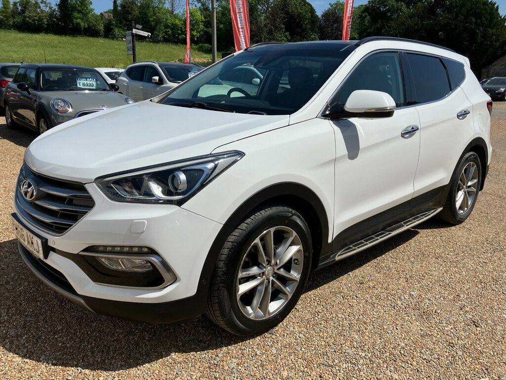 Hyundai Santa Fe 2.2 Crdi Premium Se. Family 7 Seat. Massive Spec White