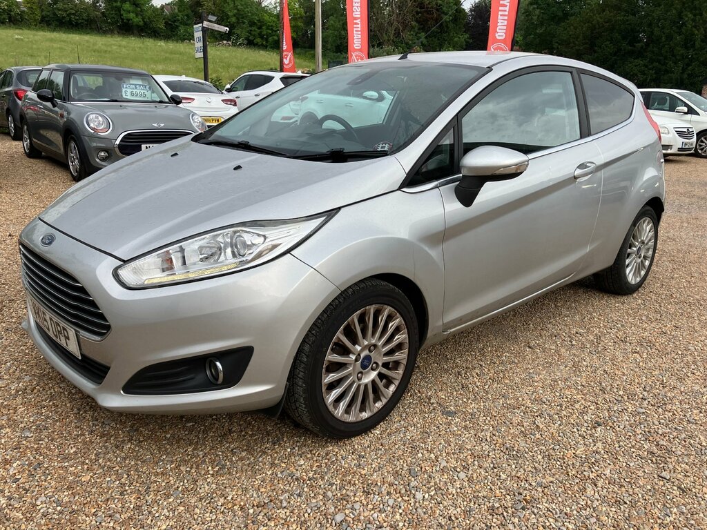 Ford Fiesta 1.0 Titanium. Low Road Tax. Recent Cambelt. Good V Silver
