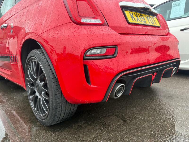 Abarth 595 Manual KX19YOT Red #2