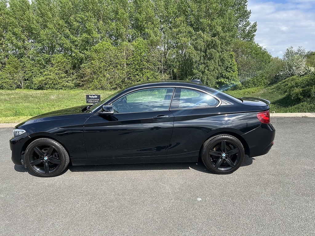 BMW 2 Series 218I Sport SF66ALZ Black #5