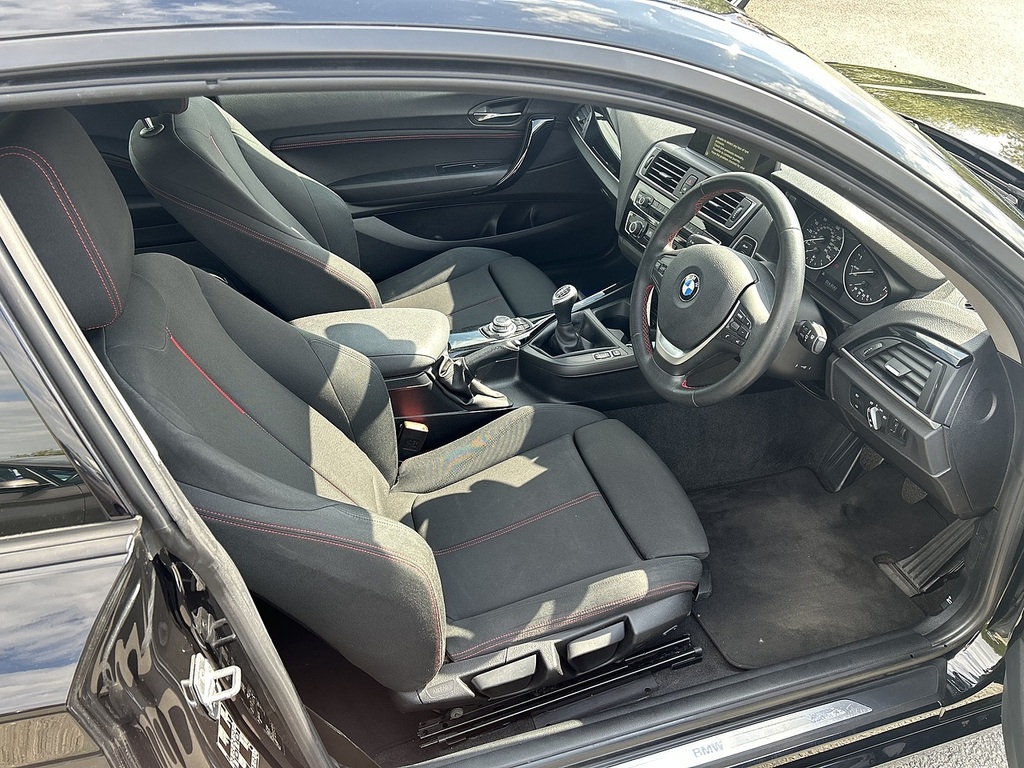 BMW 2 Series 218I Sport SF66ALZ Black #6
