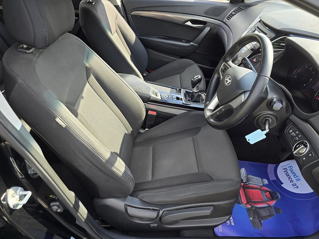 Hyundai I40 Crdi Blue Drive Active Black #3