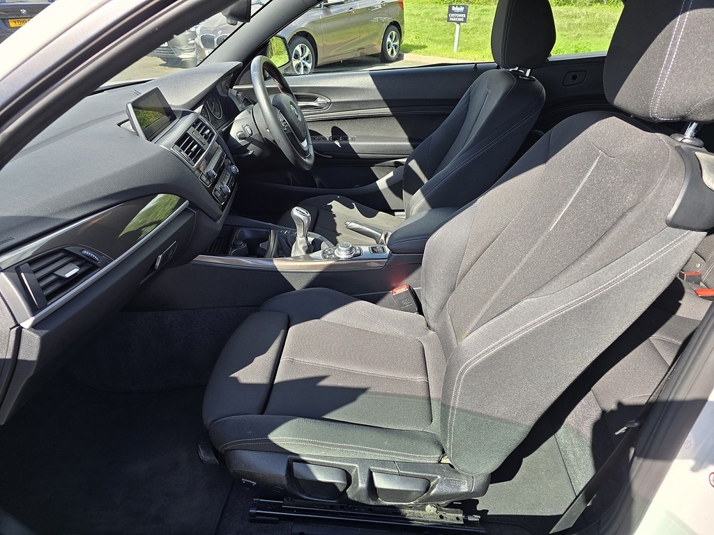 BMW 2 Series 218I Sport White #5