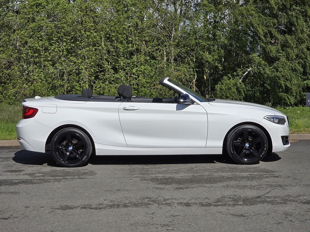 BMW 2 Series 218I Sport White #6