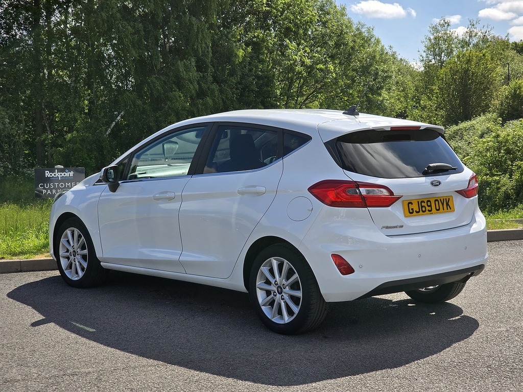 Ford Fiesta T Ecoboost Titanium GJ69OYK White #2
