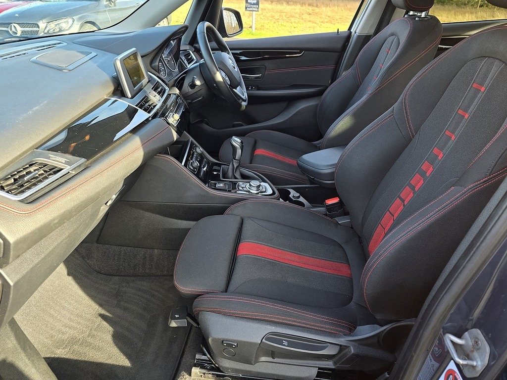 BMW 2 Series Active Tourer 218D Sport AV64UFJ Grey #4