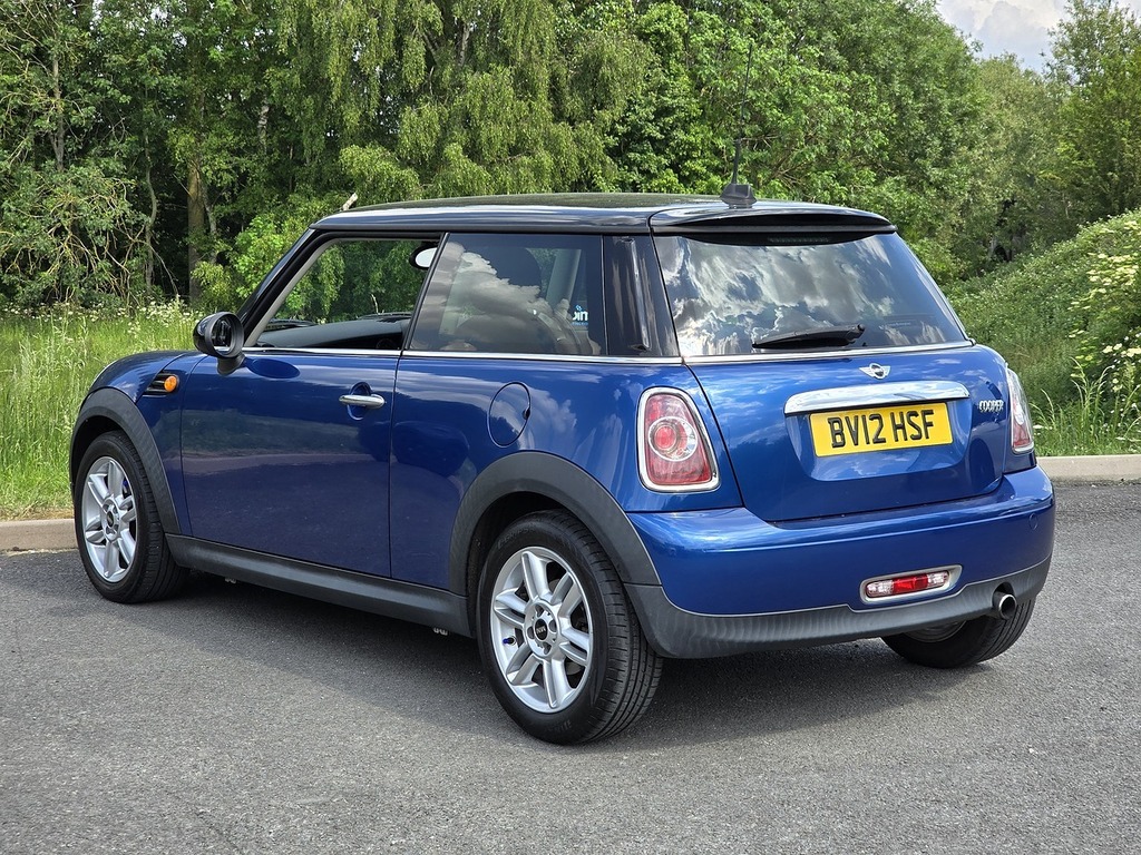Mini Hatch Cooper Blue #2