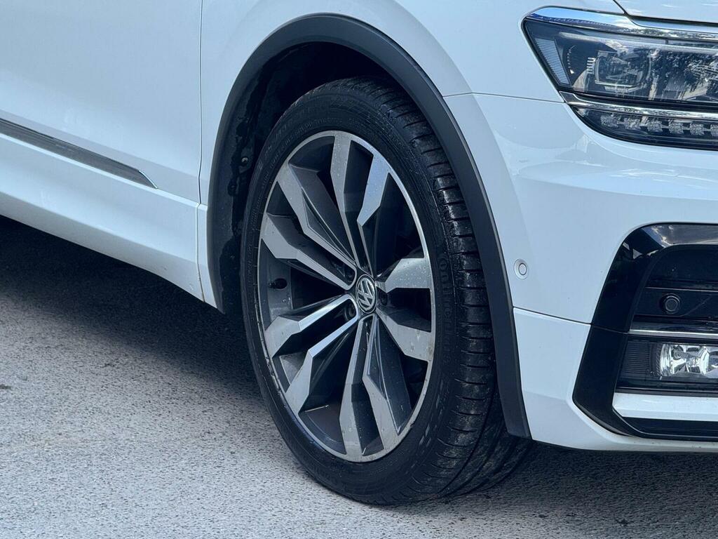 Volkswagen Tiguan 2.0 Tdi R-line Dsg Euro 6 Ss GV67WVL White #5