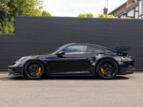 Porsche 911 Gt3 992 #3