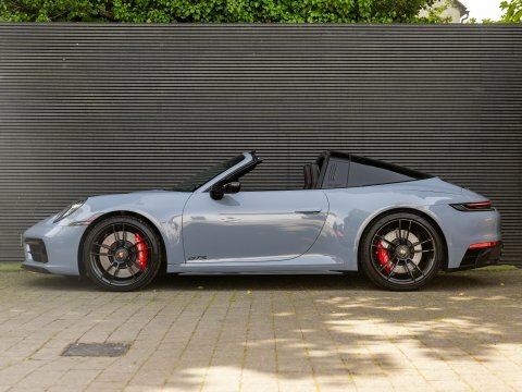 Porsche 911 Targa 4 Gts #3