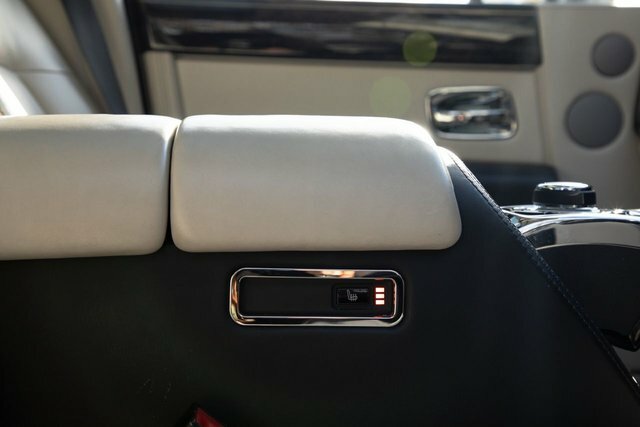Rolls-Royce Phantom Phantom V12 Swb  #95