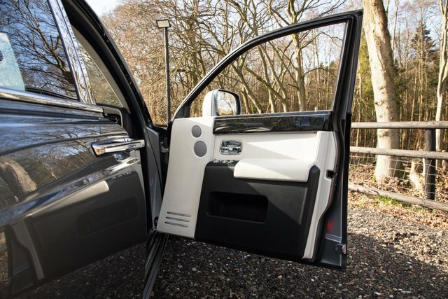 Rolls-Royce Phantom Phantom V12 Swb  #89