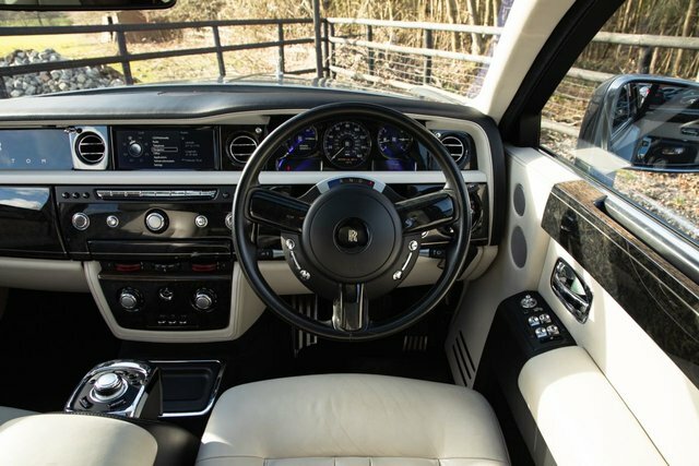 Rolls-Royce Phantom Phantom V12 Swb  #75