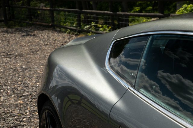 Aston Martin DB9 Automatic Black #5