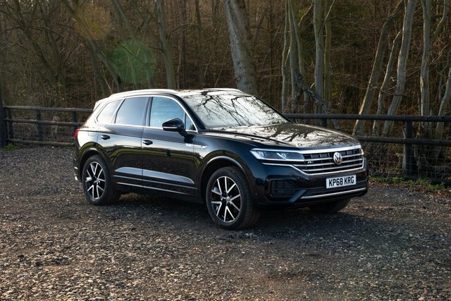 Volkswagen Touareg Automatic KP68KRG Blue #2