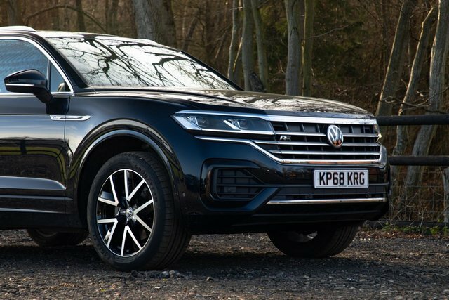 Volkswagen Touareg Automatic KP68KRG Blue #3