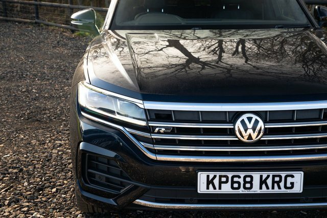 Volkswagen Touareg Automatic KP68KRG Blue #6