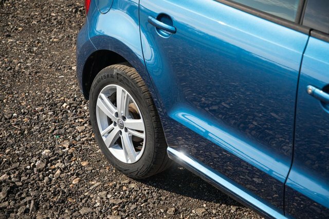 Volkswagen Polo Automatic YF17FMV Blue #4
