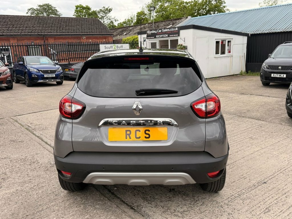 Renault Captur Suv SJ68WYY Grey #3
