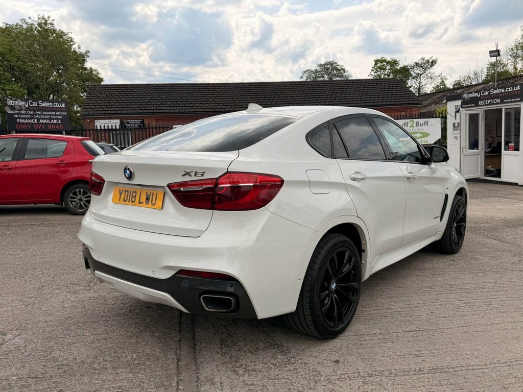 BMW X6 3L M Sport YD18LWU White #3
