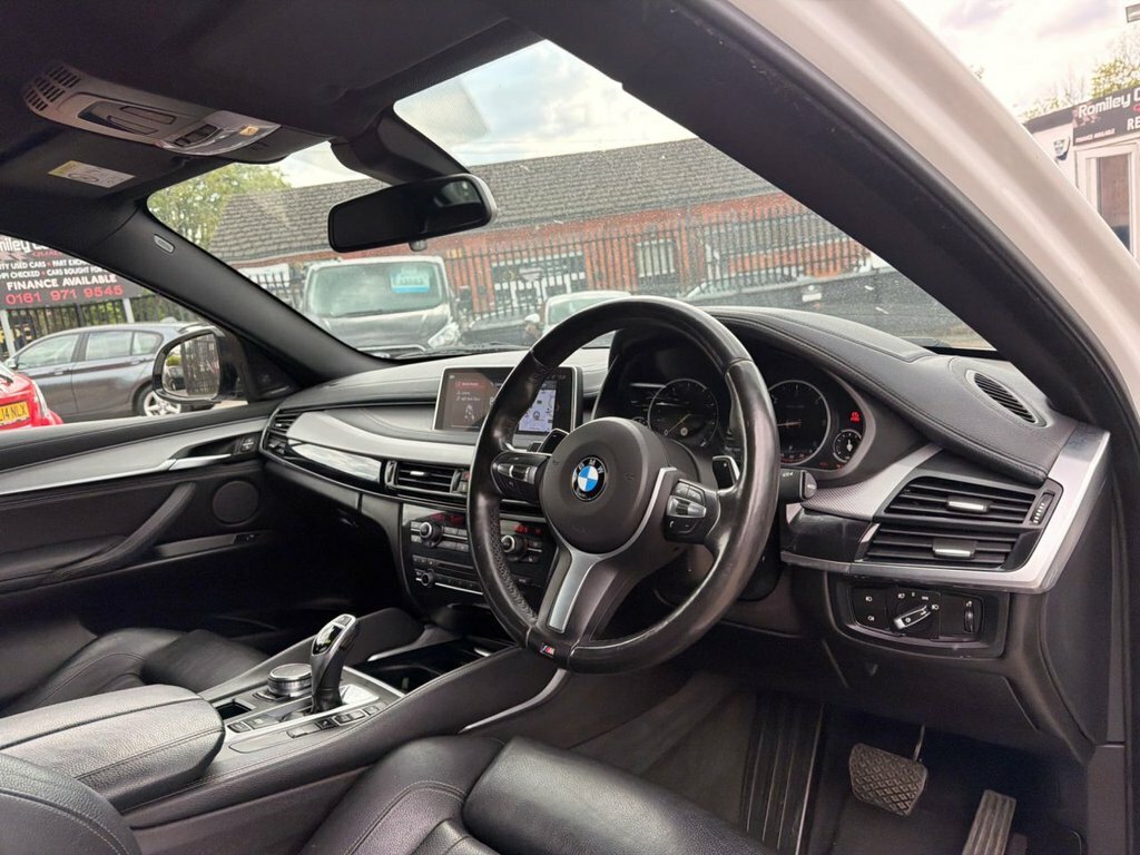 BMW X6 3L M Sport YD18LWU White #2