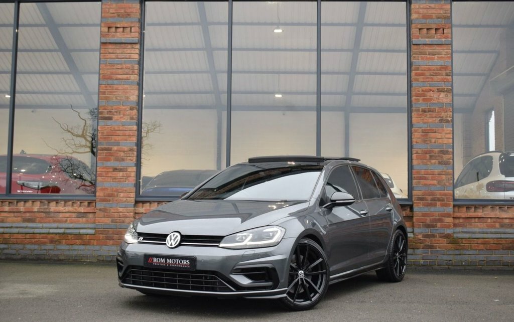 Volkswagen Golf 2L R Grey