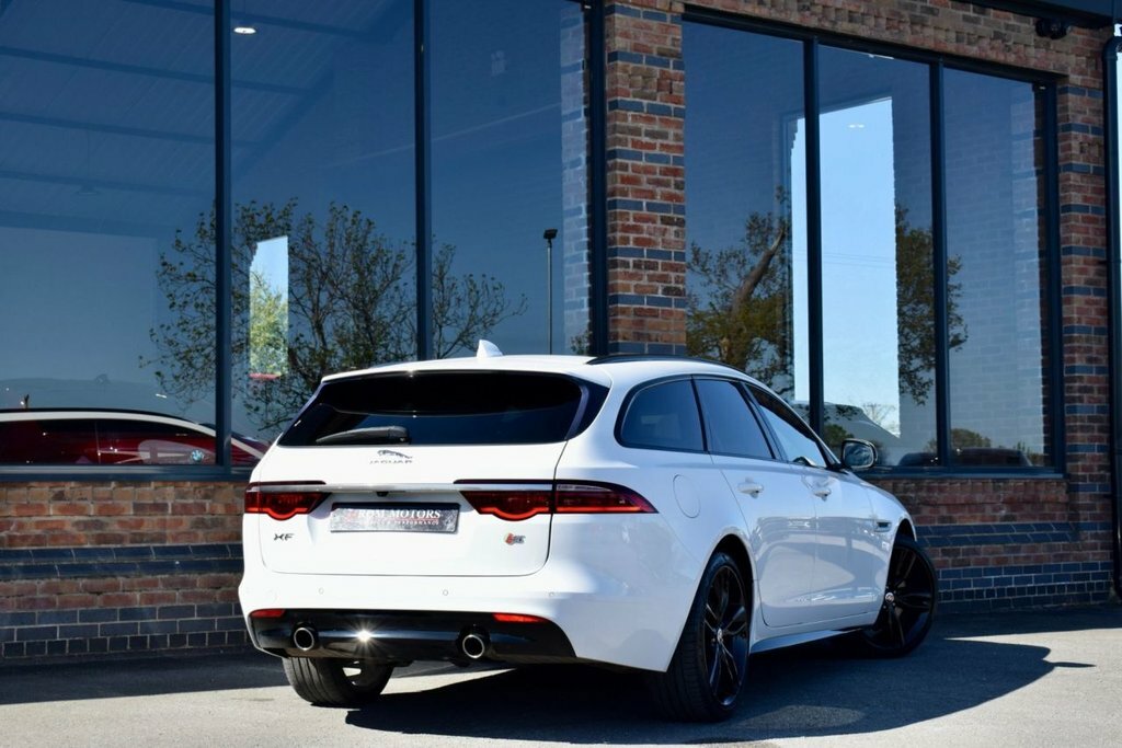 Jaguar XF 3L S J16PKP White #2