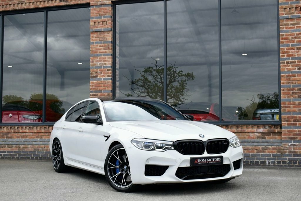 BMW M5 4.4L Competition EA69YBK White #4